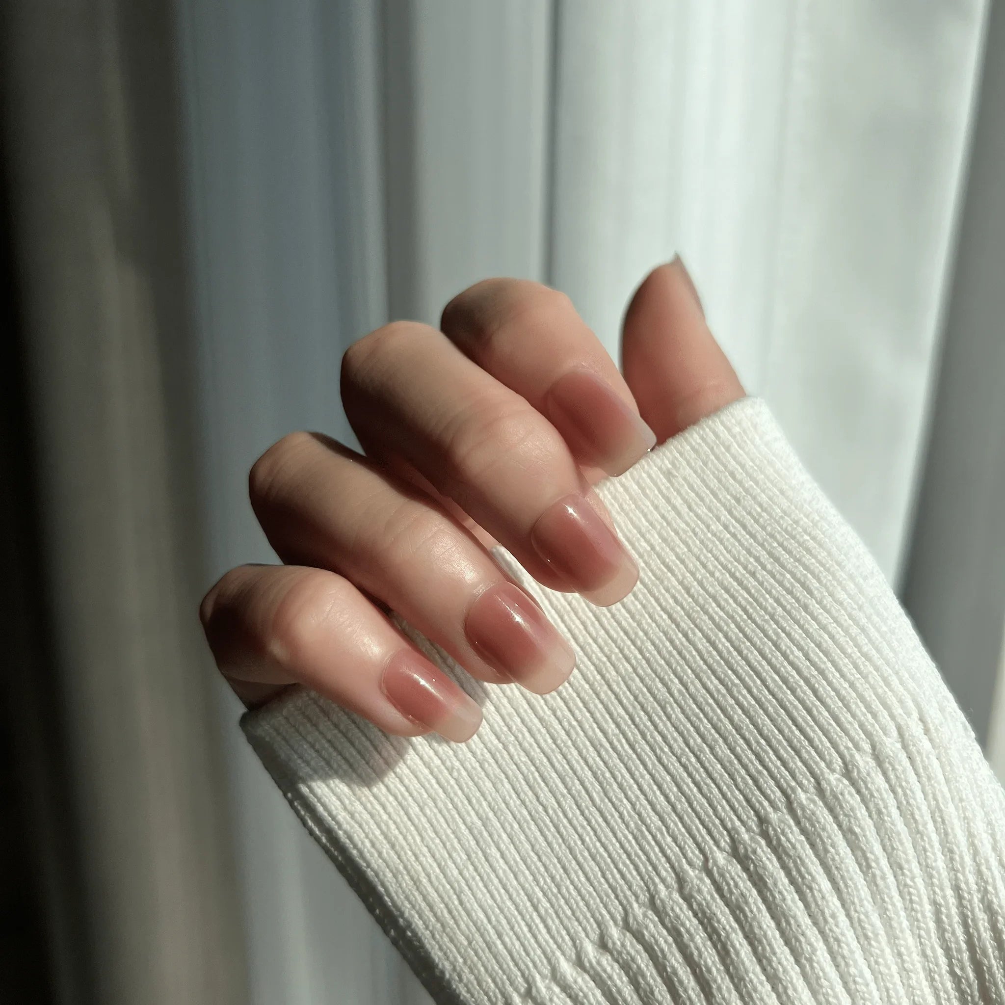 LuxeTip Blush Ombre Press On Nails Extra Short Square, On Hand Display 3