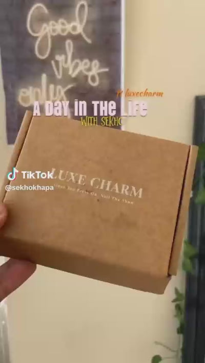 LuxeCharm Press on nails review, A day in the life vlog with Sekho, on hand look, South Africa